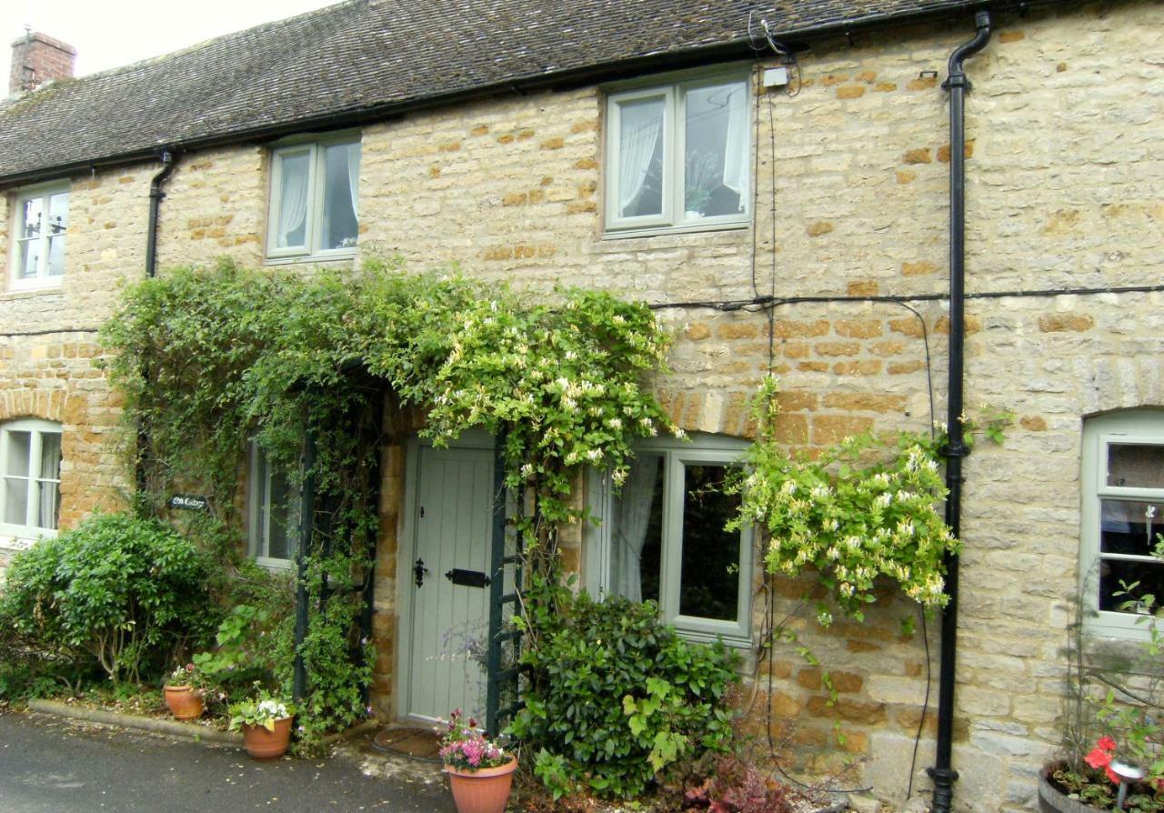 Odd Cottage Oddington  Exterior foto